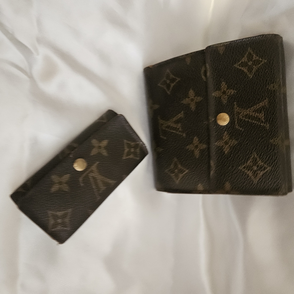 Louis Vuitton Elise monogram wallet and a key holder